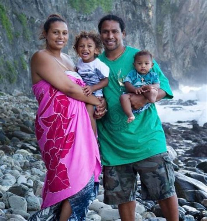 The Inspiring Story Of Troy Polamalu's Wife